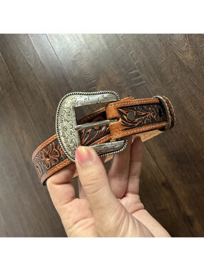 Tony Lama Kids Size 20 Brown Floral Tooled Leather Western Cowboy Belt USA